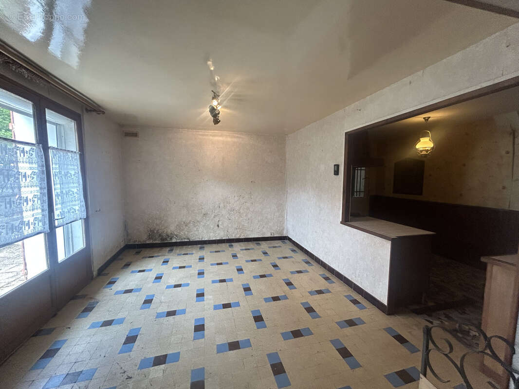 Ormoy la Rivière. Maiosn de 89 m2 avec terrasse, garage et cave - photo 4