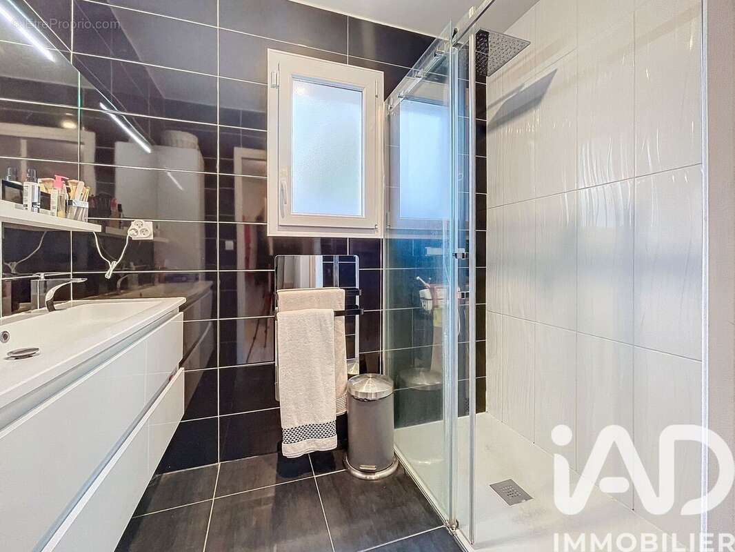 Photo 9 - Maison à LA CHAPELLE-SUR-ERDRE