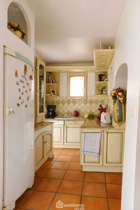 Maison 160 m² à Lorgues  - photo 4