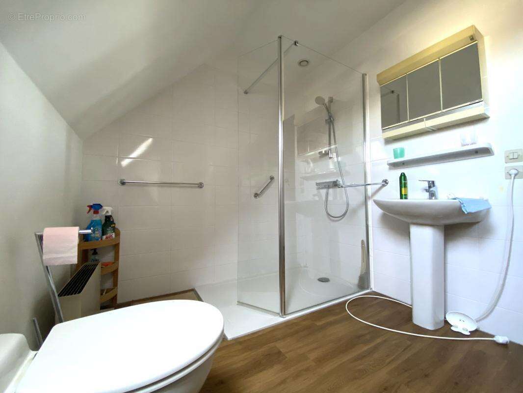 Maison à BONNIERES-SUR-SEINE