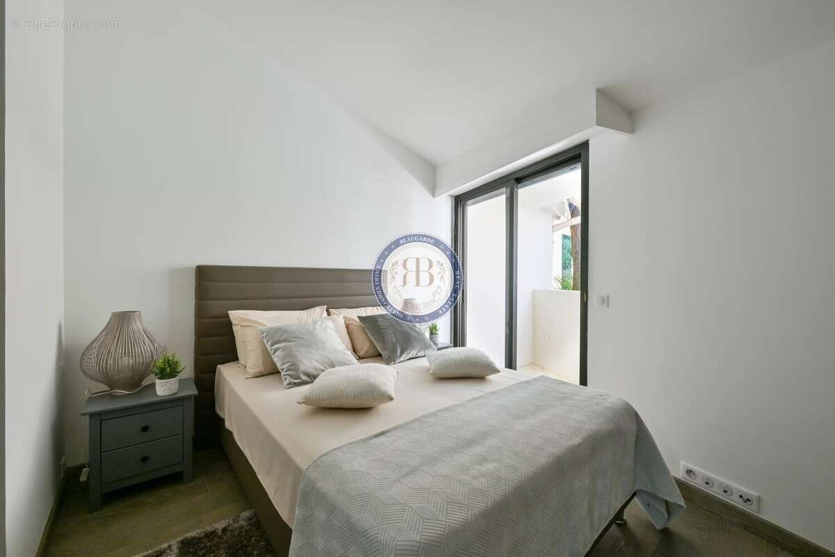 Maison à MOUGINS