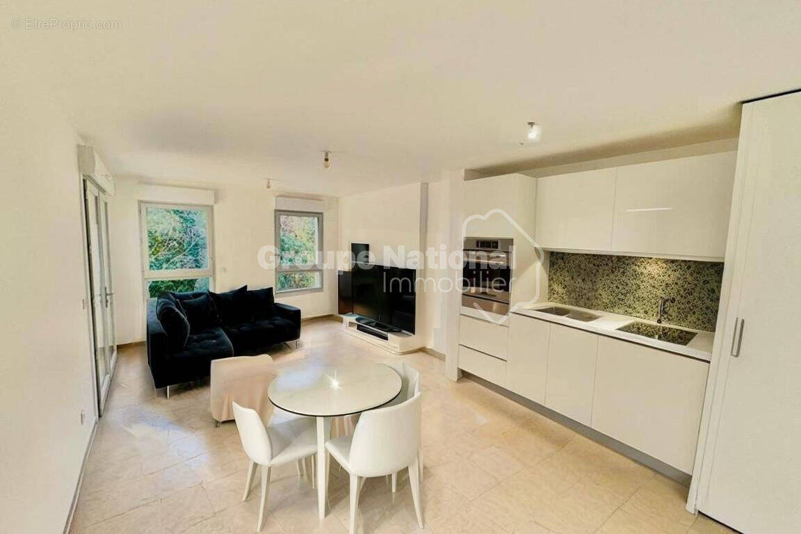 Appartement à CASTRIES