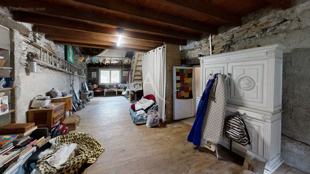 Maison à MIRAVAL-CABARDES