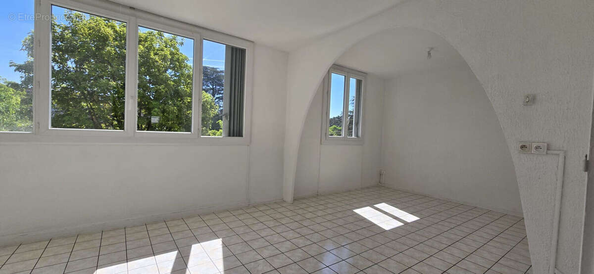 Appartement t3 traversant de 65.86m²  à la mulatiere - photo 14