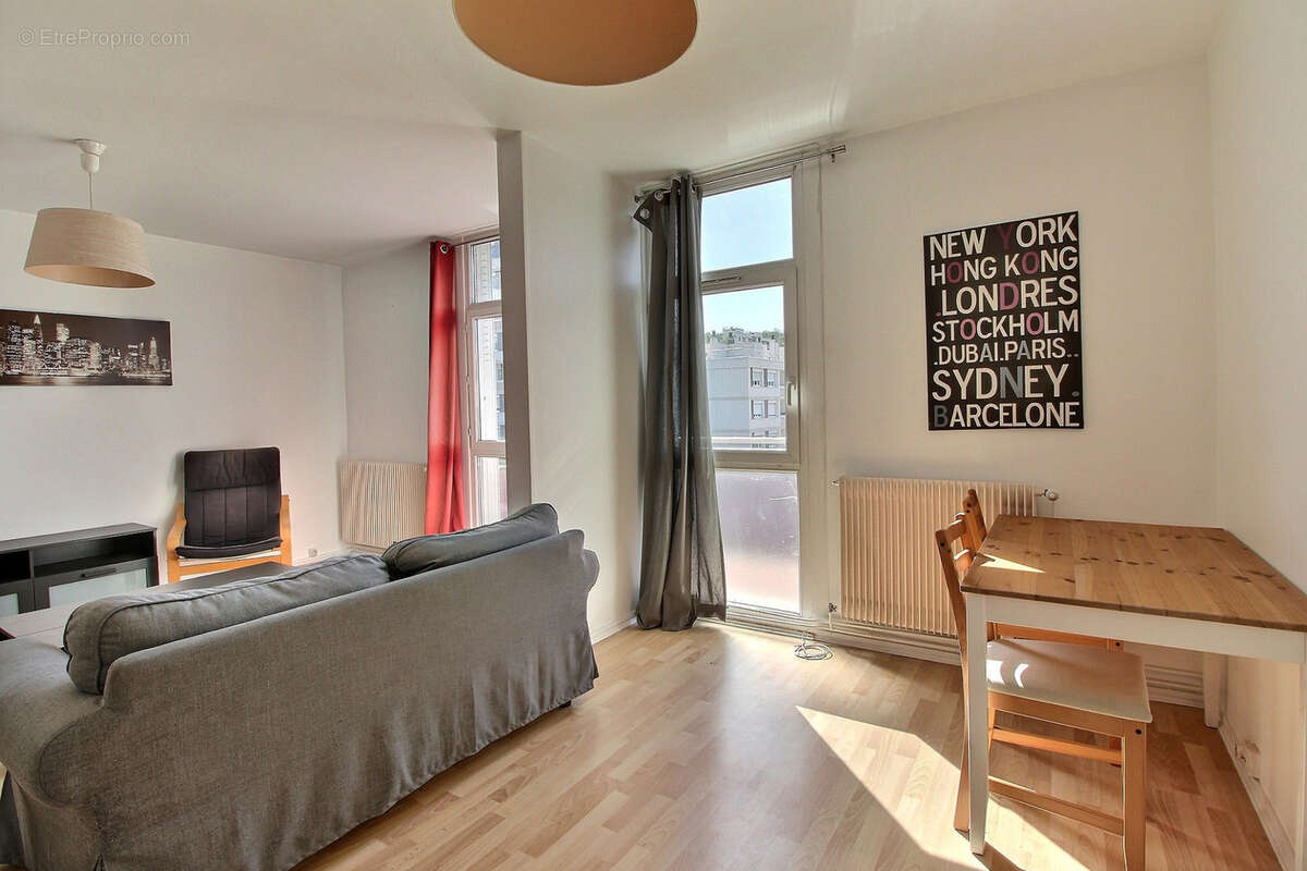 Appartement à LYON-9E