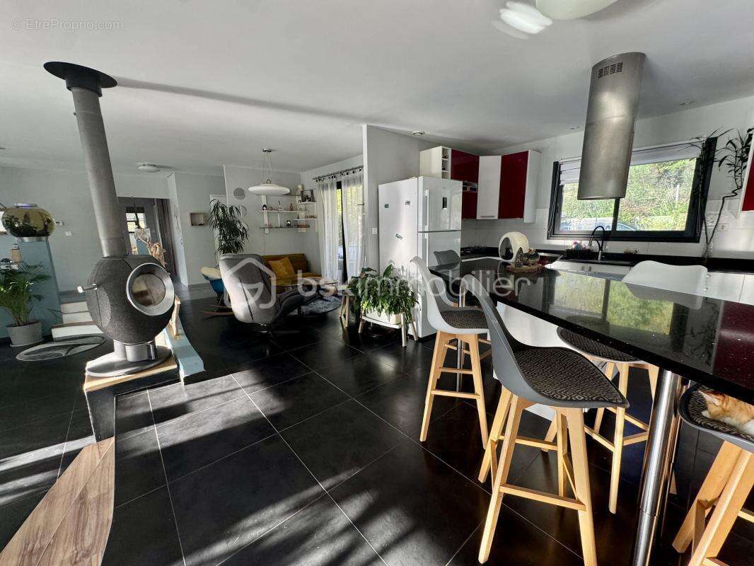 Maison à BELLESERRE