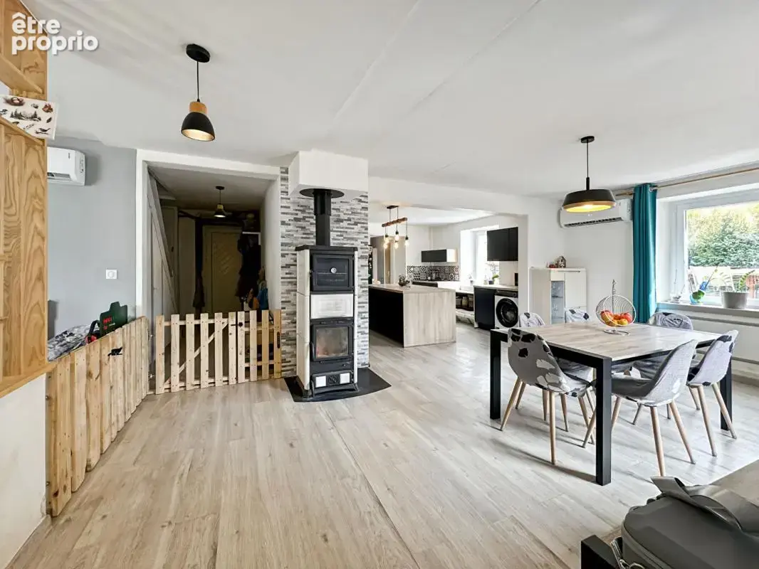 Maison Saint-Amarin 6 pièces, 165 m2, terrain 5,32 ares - photo 1