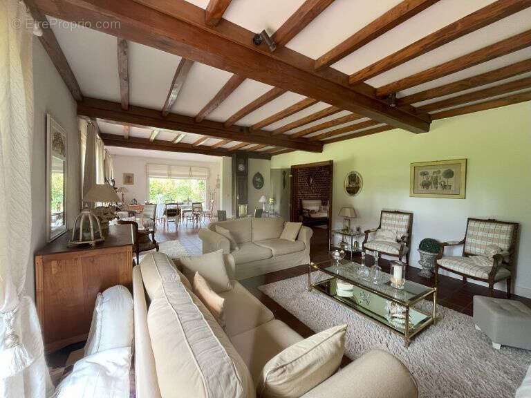 Maison à VIEIL-HESDIN