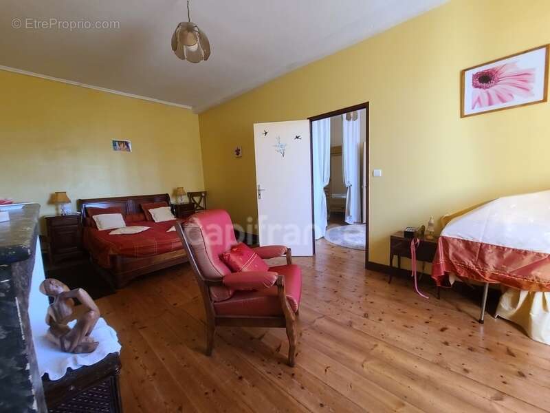 Maison à MATHA