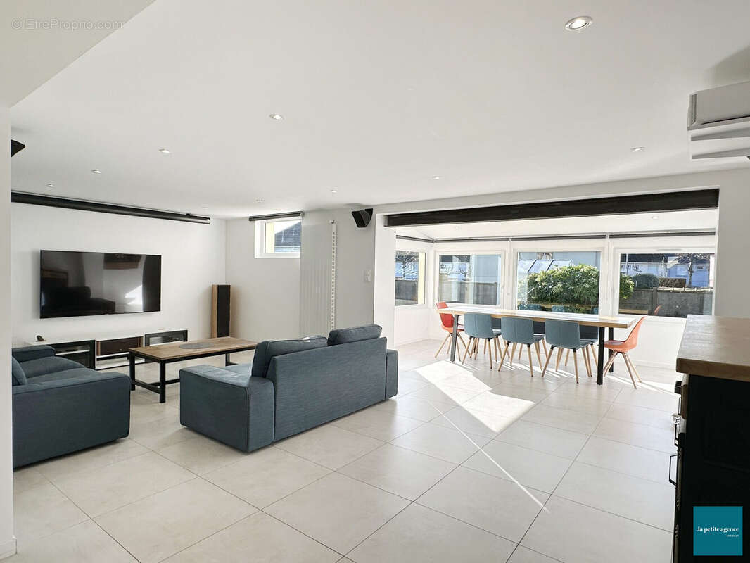 Maison à QUERQUEVILLE