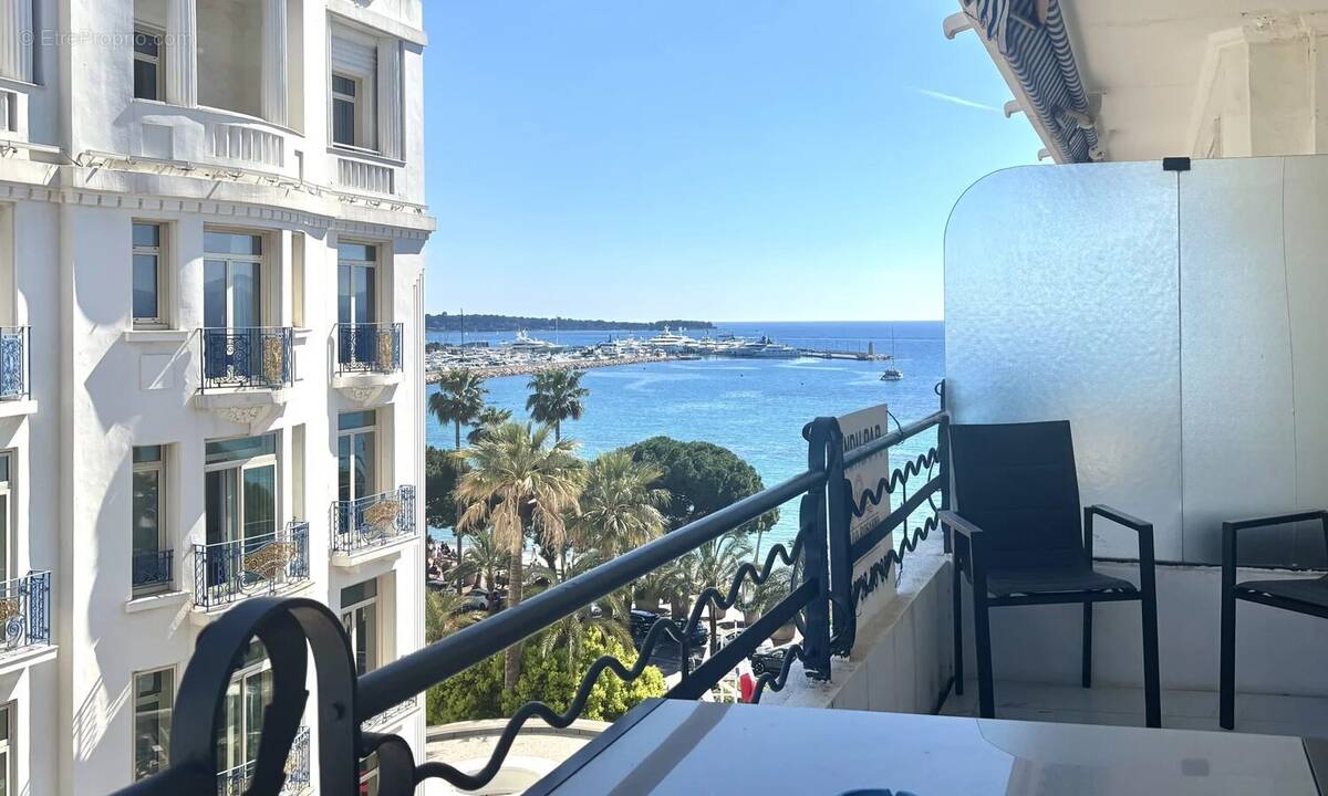 Appartement à CANNES