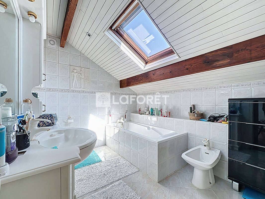 Maison à CHAMPIGNY-SUR-MARNE