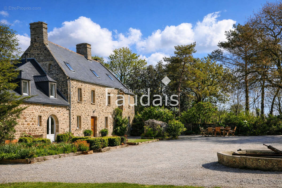 Maison à BLAINVILLE-SUR-MER
