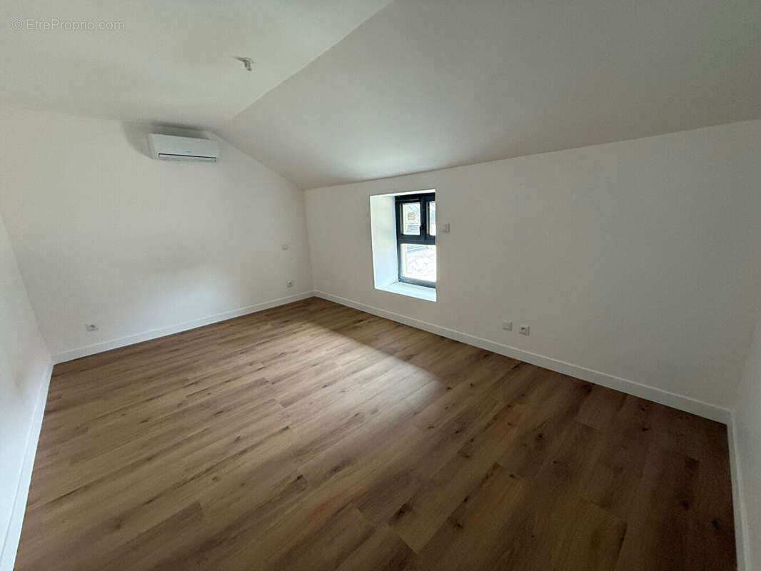 Appartement à CHATILLON-SUR-CHALARONNE