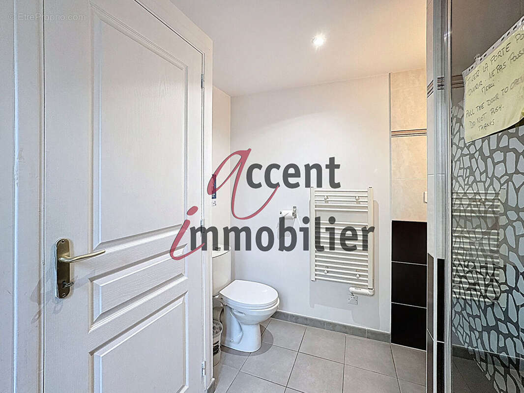 Appartement à L'ISLE-SUR-LA-SORGUE