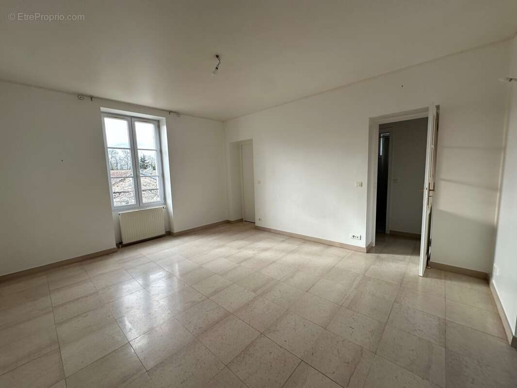 Appartement à BARBIZON