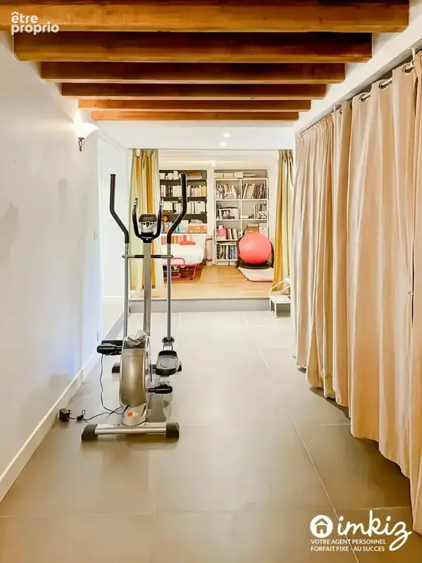 Belle maison en pierre, garage + piscine intérieur - photo 12