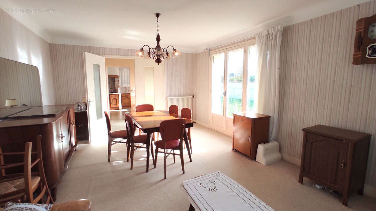 Maison à CHATELLERAULT