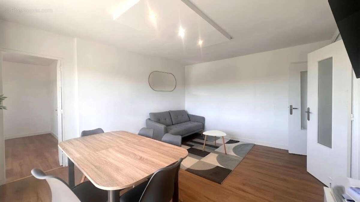 Quimper Ouest - Appartement T4 de 78 m² habitable - 1 loggia - avec vue panoramique sur la rivière de l’Odet - Une terrasse - Ca - photo 8