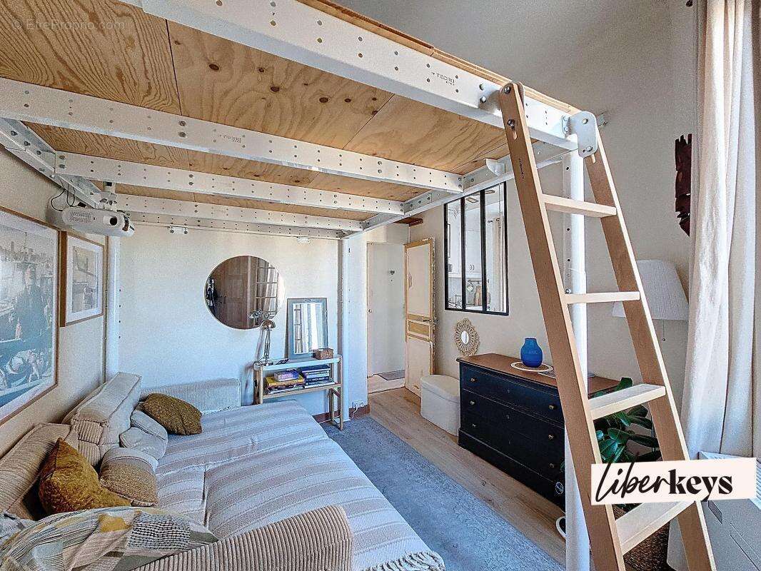 Appartement à MARSEILLE-7E