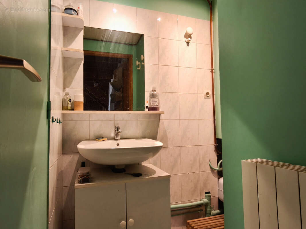 Maison à LA CHAPELLE-BATON