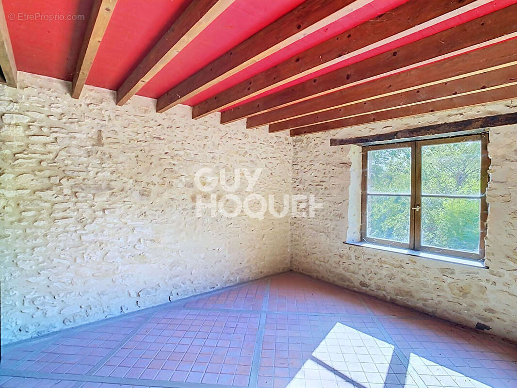 Maison à MORIENVAL