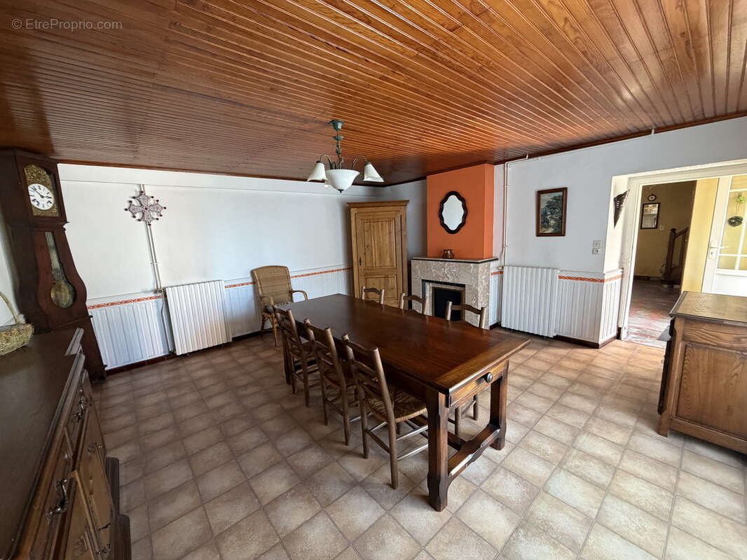Maison à SAINTE-GEMME