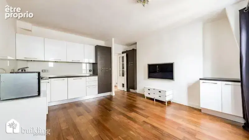 Arc de Triomphe Paris 17ème - Duplex 3 pièces 77,83 m² - photo 3