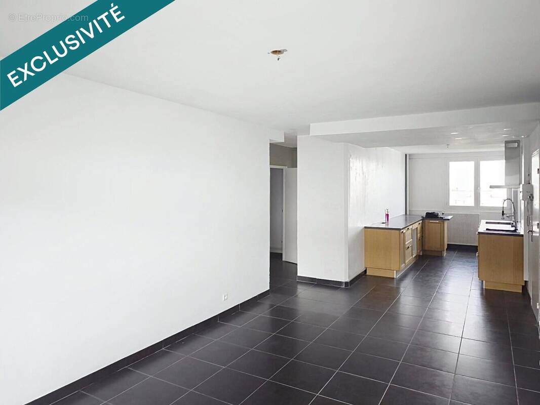 Photo 1 - Appartement à SAINT-ETIENNE