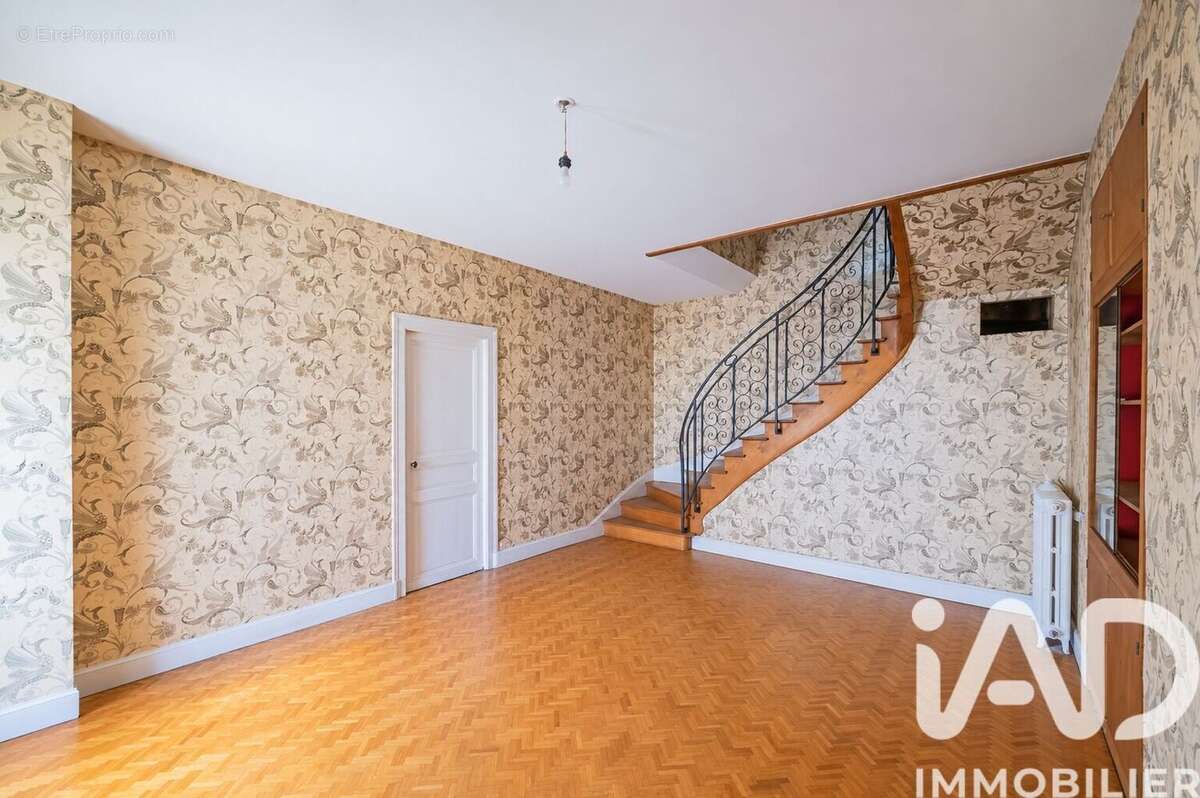 Maison 173 m² à Le Mans  - photo 5