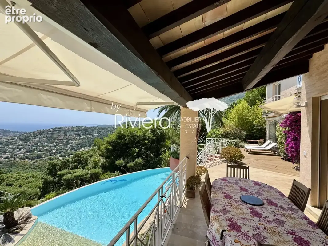 Propriete avec piscine a debordement et vue mer ! - photo 8