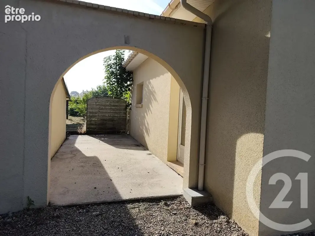 Maison 94 m² à Nassandres  - photo 2