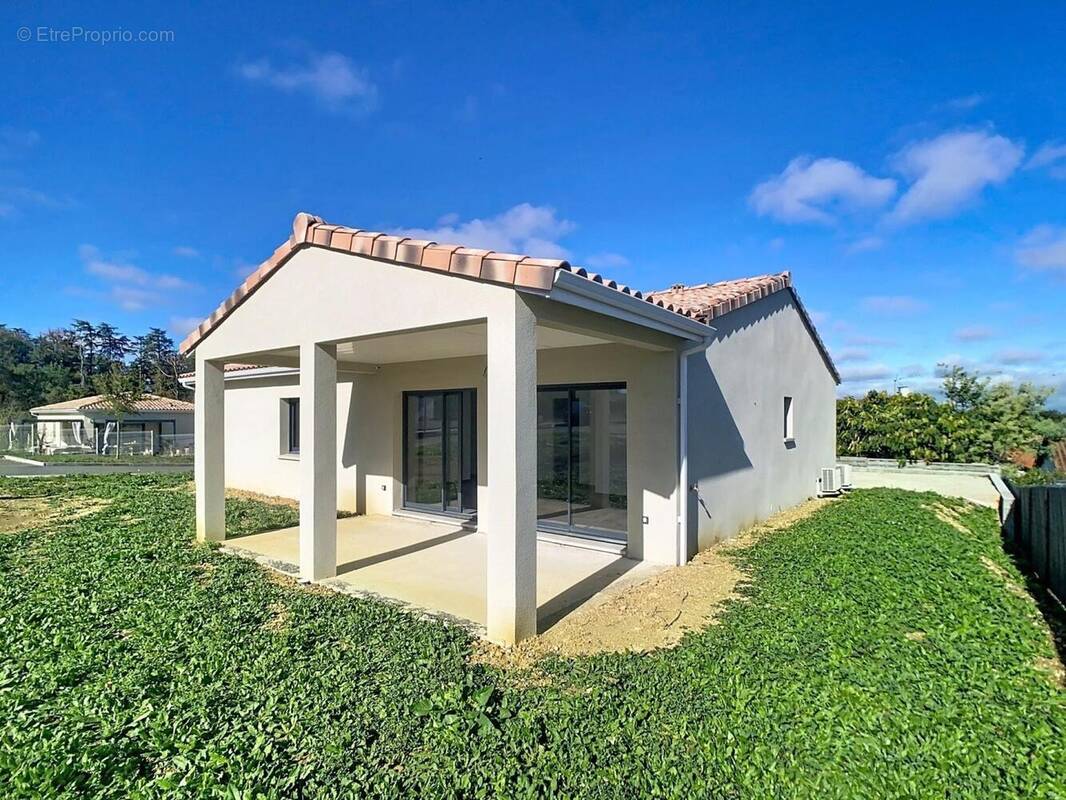 Photo 1 - Maison à PAVIE