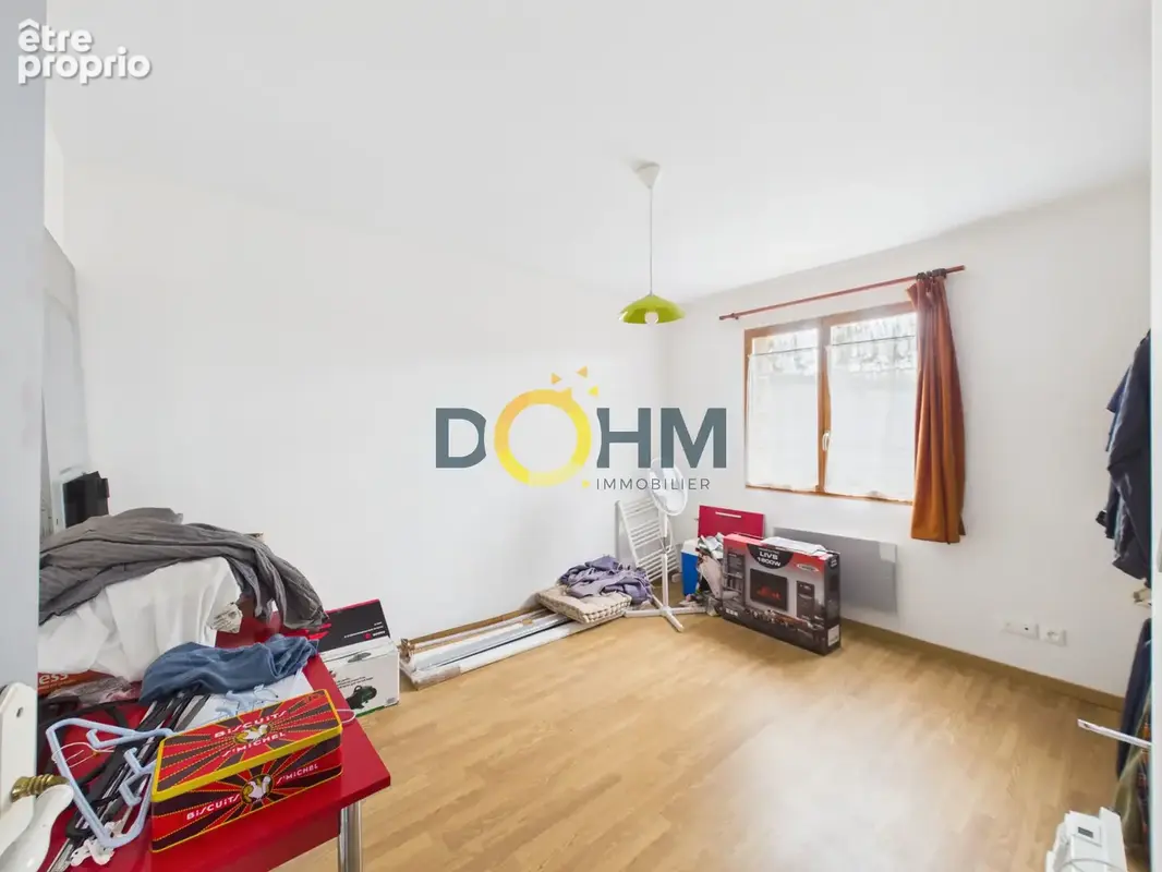 Maison de plain-pied  avec terrain attenant . - photo 14