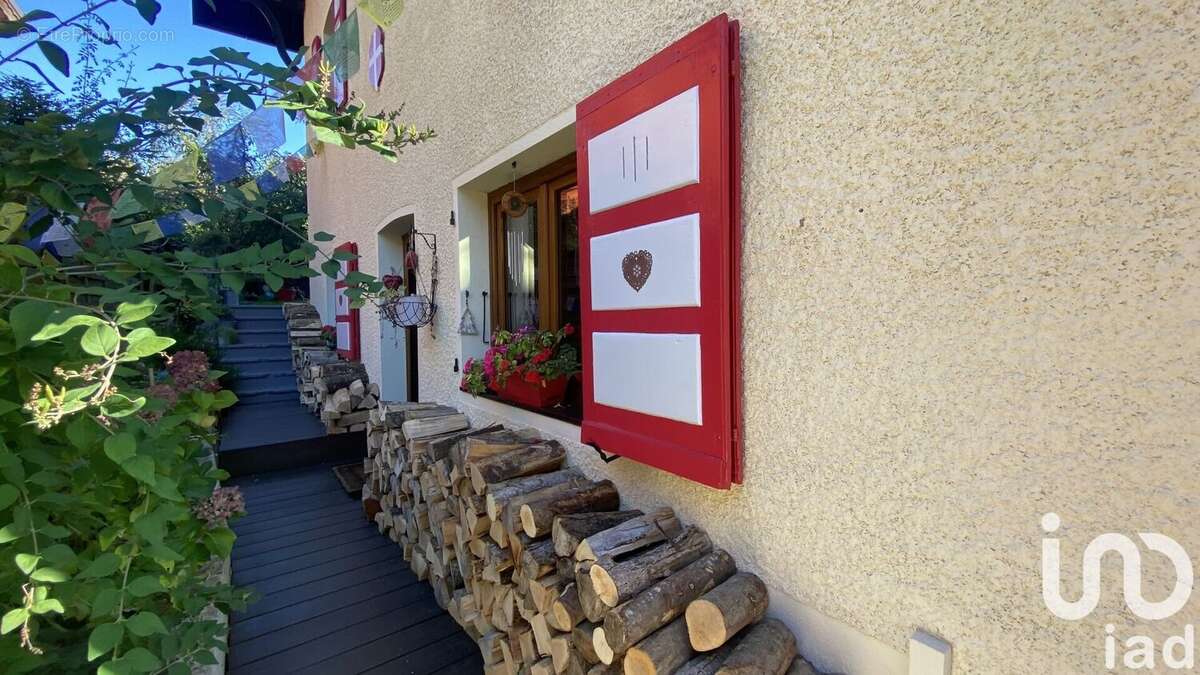 Photo 2 - Maison à VERCHAIX