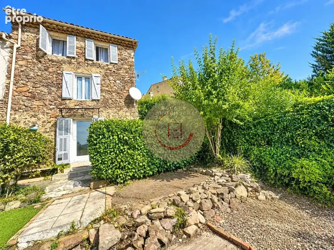 Maison à LES ADRETS-DE-L'ESTEREL