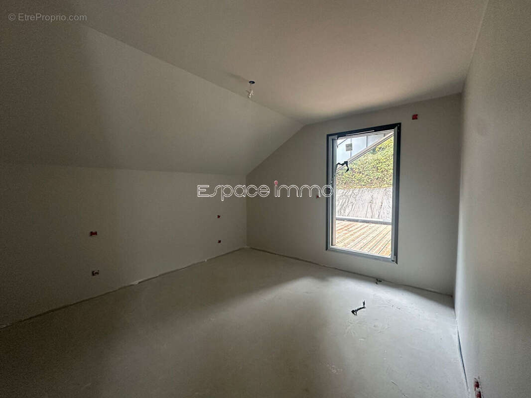 Maison à BOIS-GUILLAUME