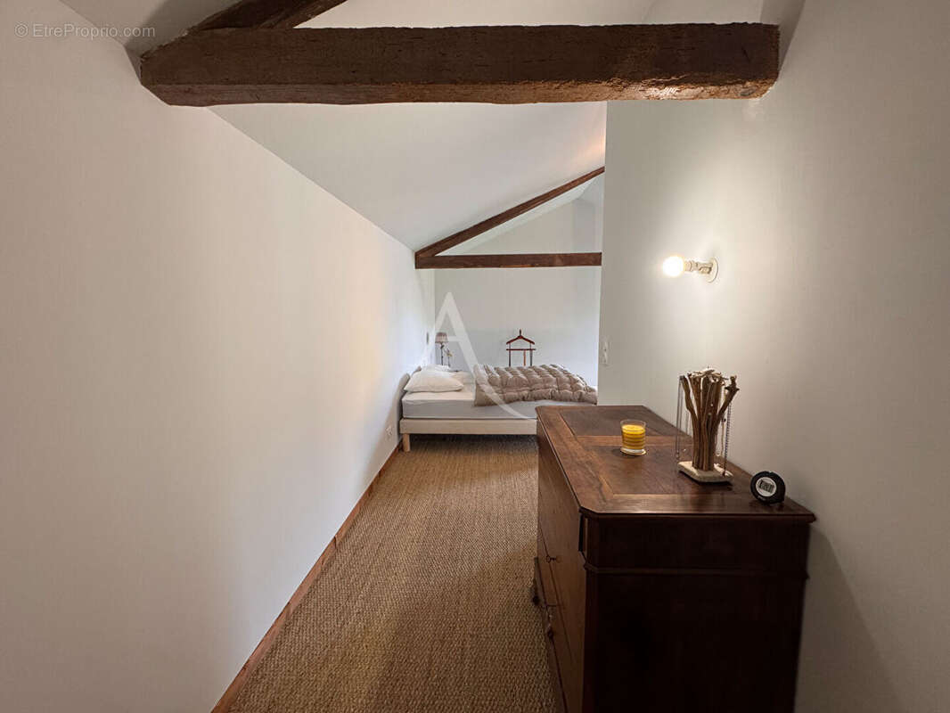 Lagrave, Maison de caractère de +/- 197 m² - photo 8