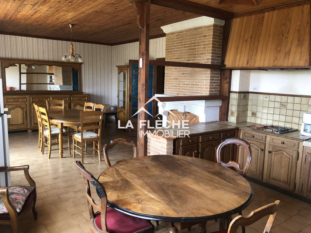 Maison avec dépendances La Flèche - photo 3