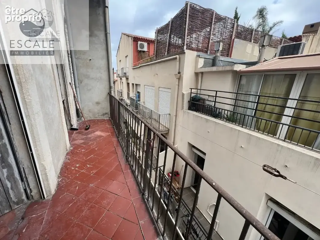 Vente grand type 3 haussmannien en coeur de ville a sete - photo 10