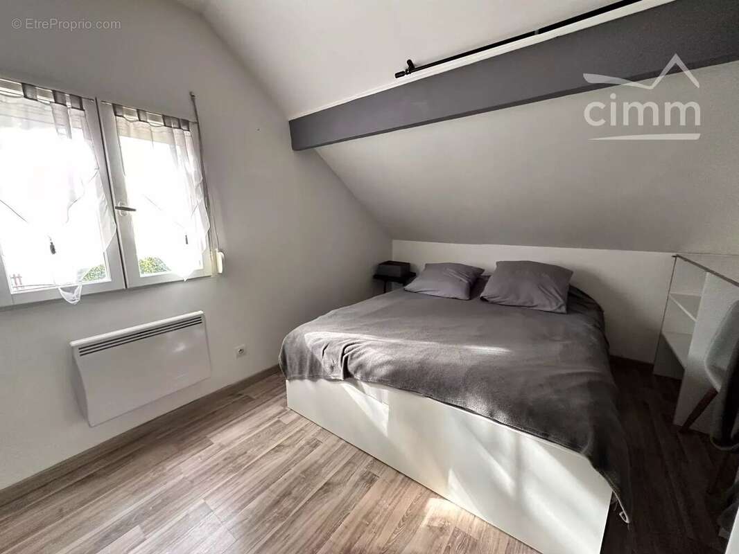 Maison à CONGIS-SUR-THEROUANNE