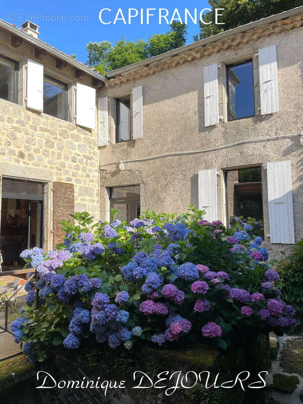 Grande maison bourgeoise de 400m² habitable et son parc de 9700m²au bord de la rivière La Glueyre - photo 20