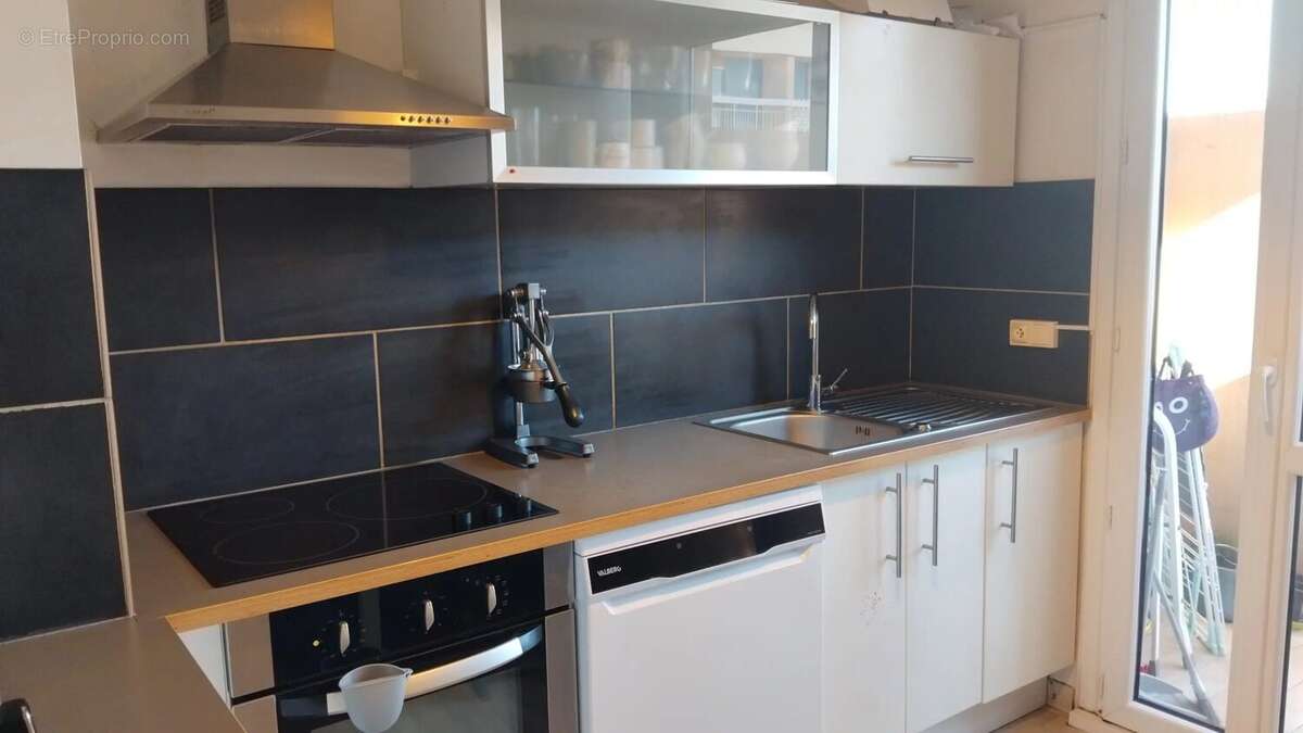 Appartement à MARSEILLE-11E