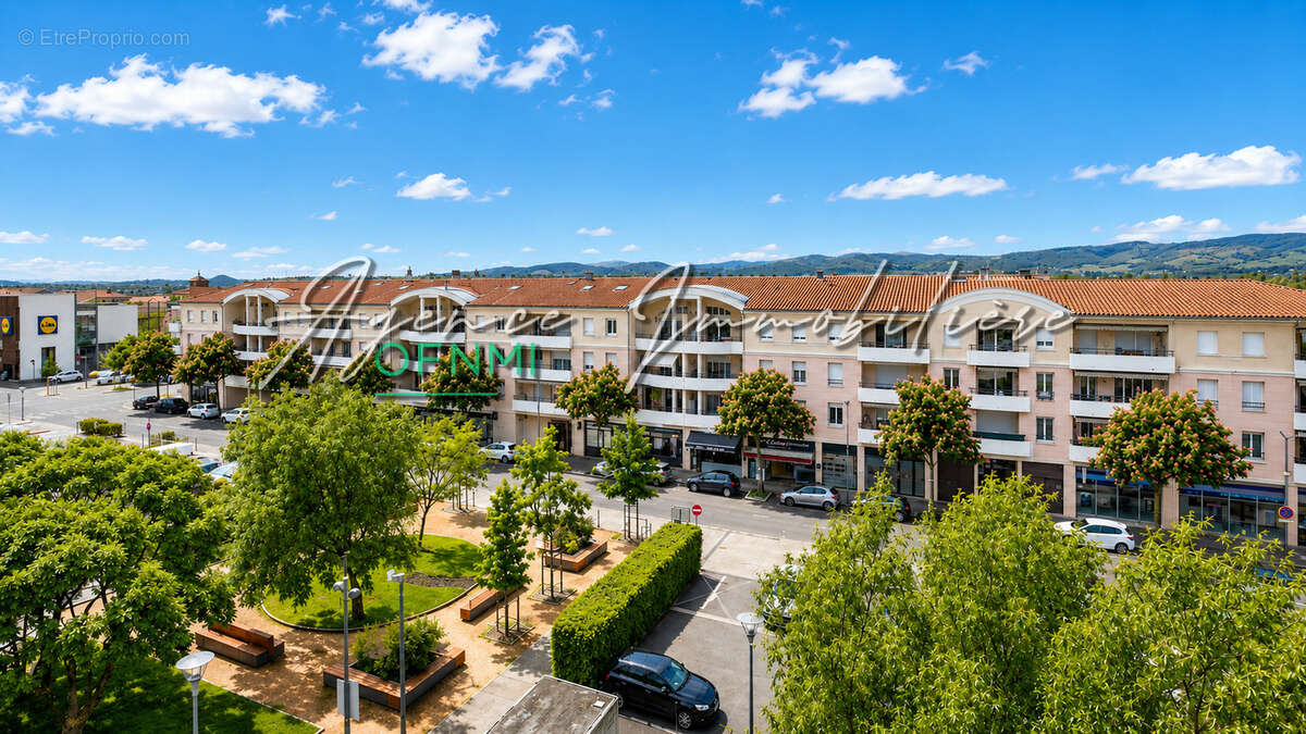 Appartement à CRAPONNE