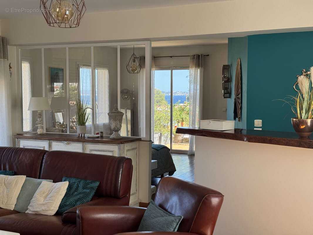 Maison à CARQUEIRANNE