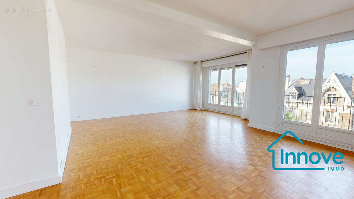 Appartement à VERSAILLES
