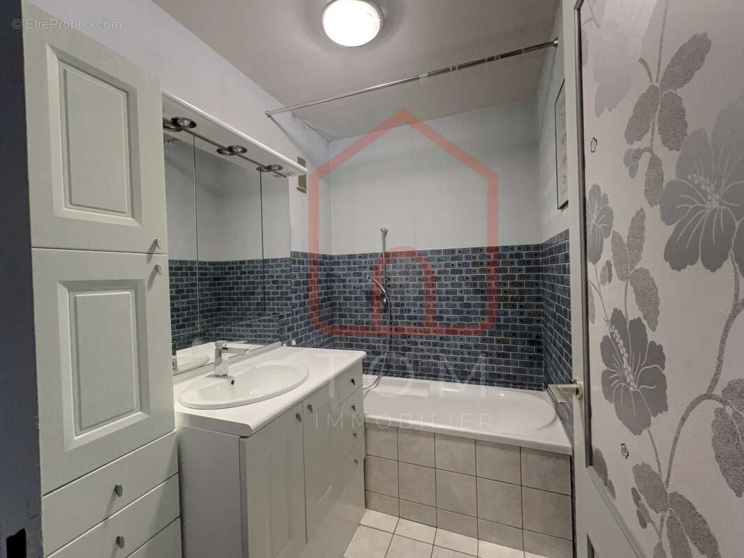 Appartement à MONS-EN-BAROEUL