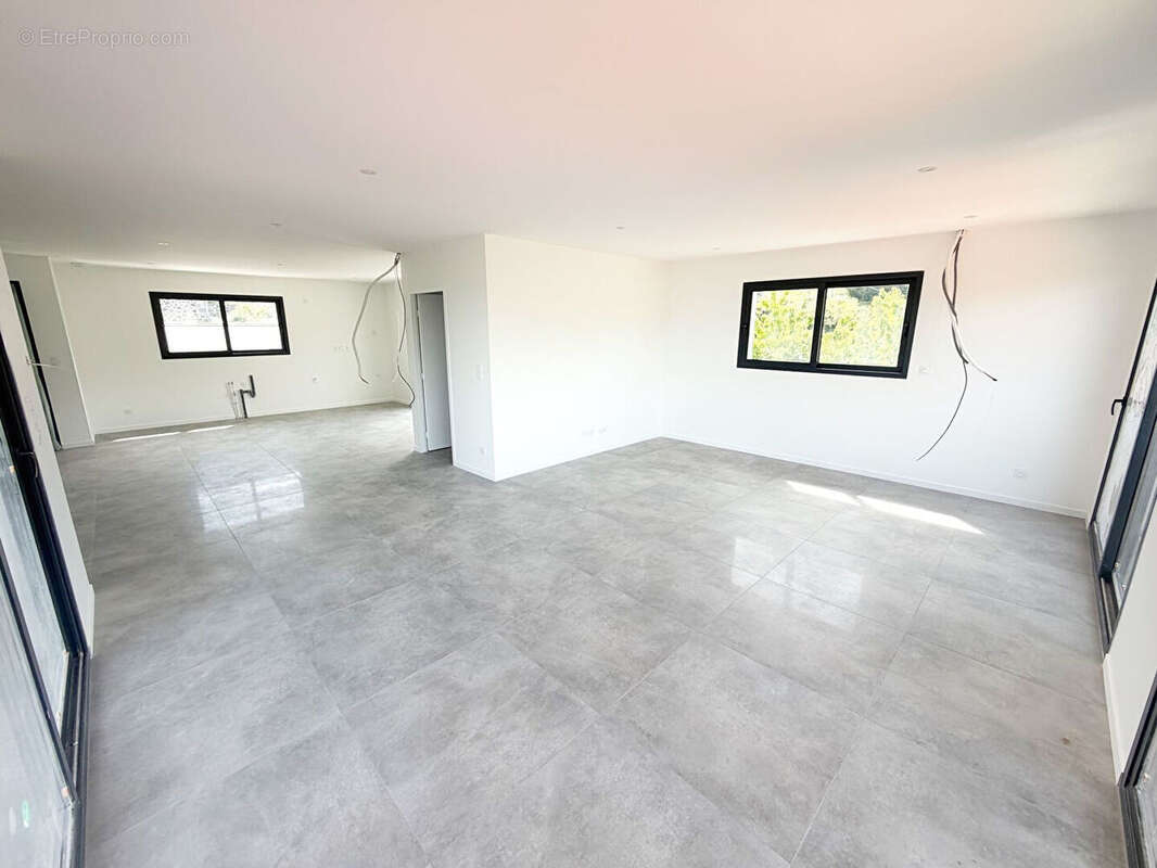 Villa 7 pièces de 261,53 - photo 6