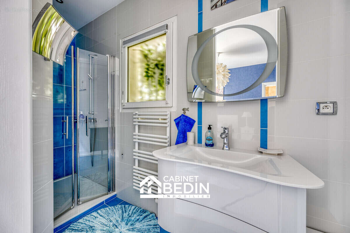 Maison 195 m² à Pessac  - photo 9