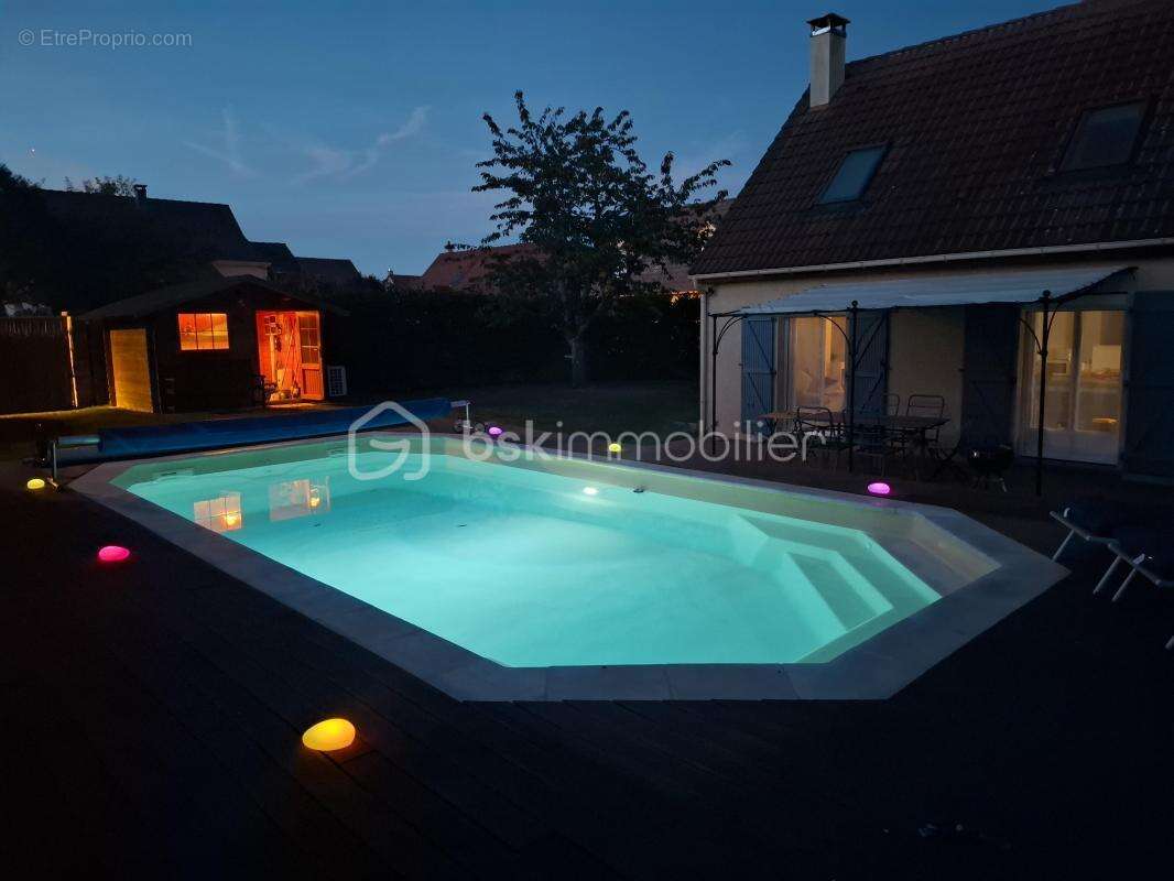 Maison à LES CHAPELLES-BOURBON